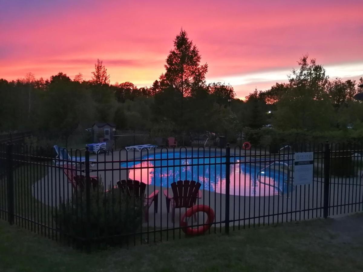 Condos Vacances Orford Magog ภายนอก รูปภาพ